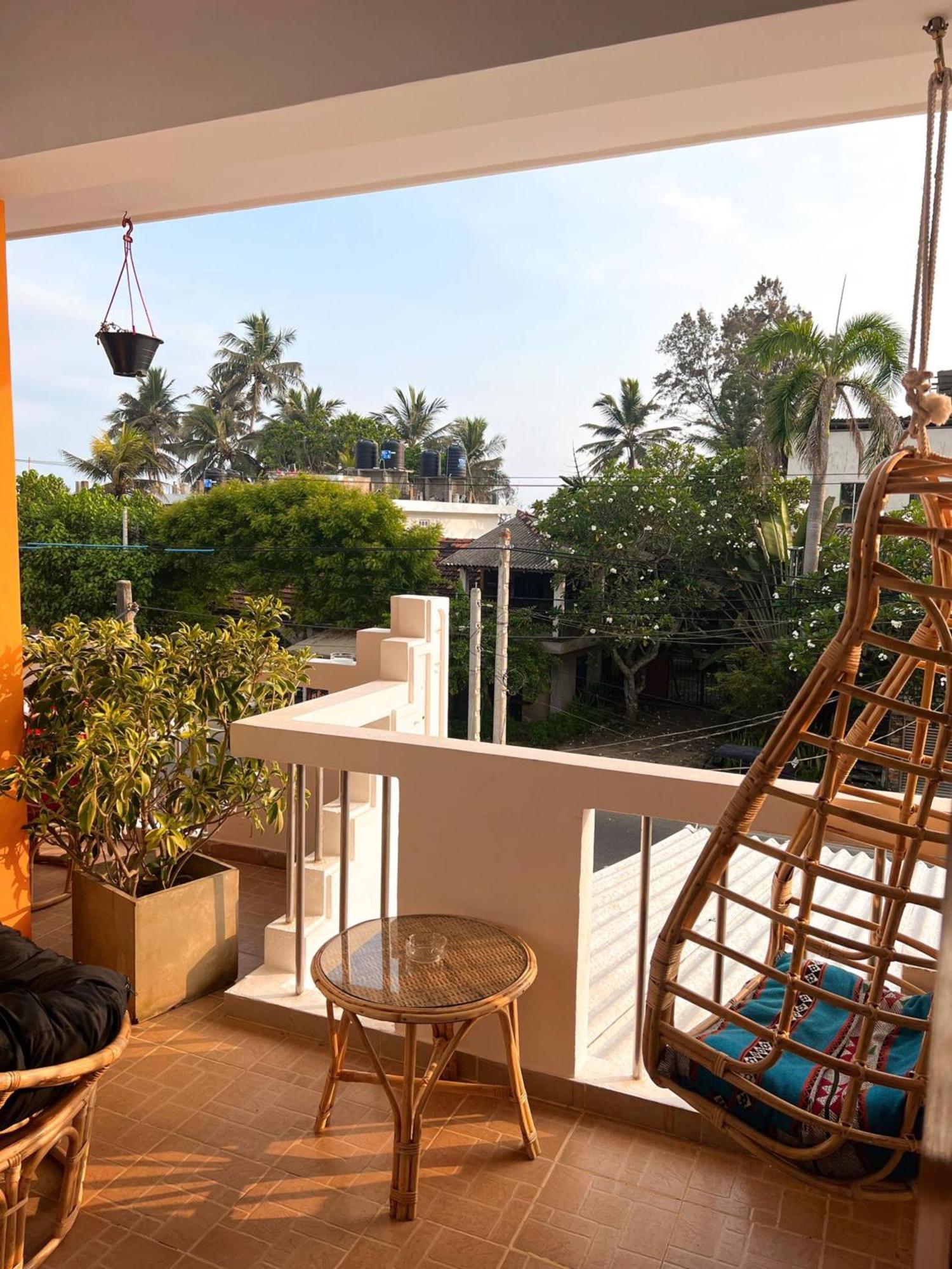 Hummus Hostel ฮิกคาดูวา ภายนอก รูปภาพ