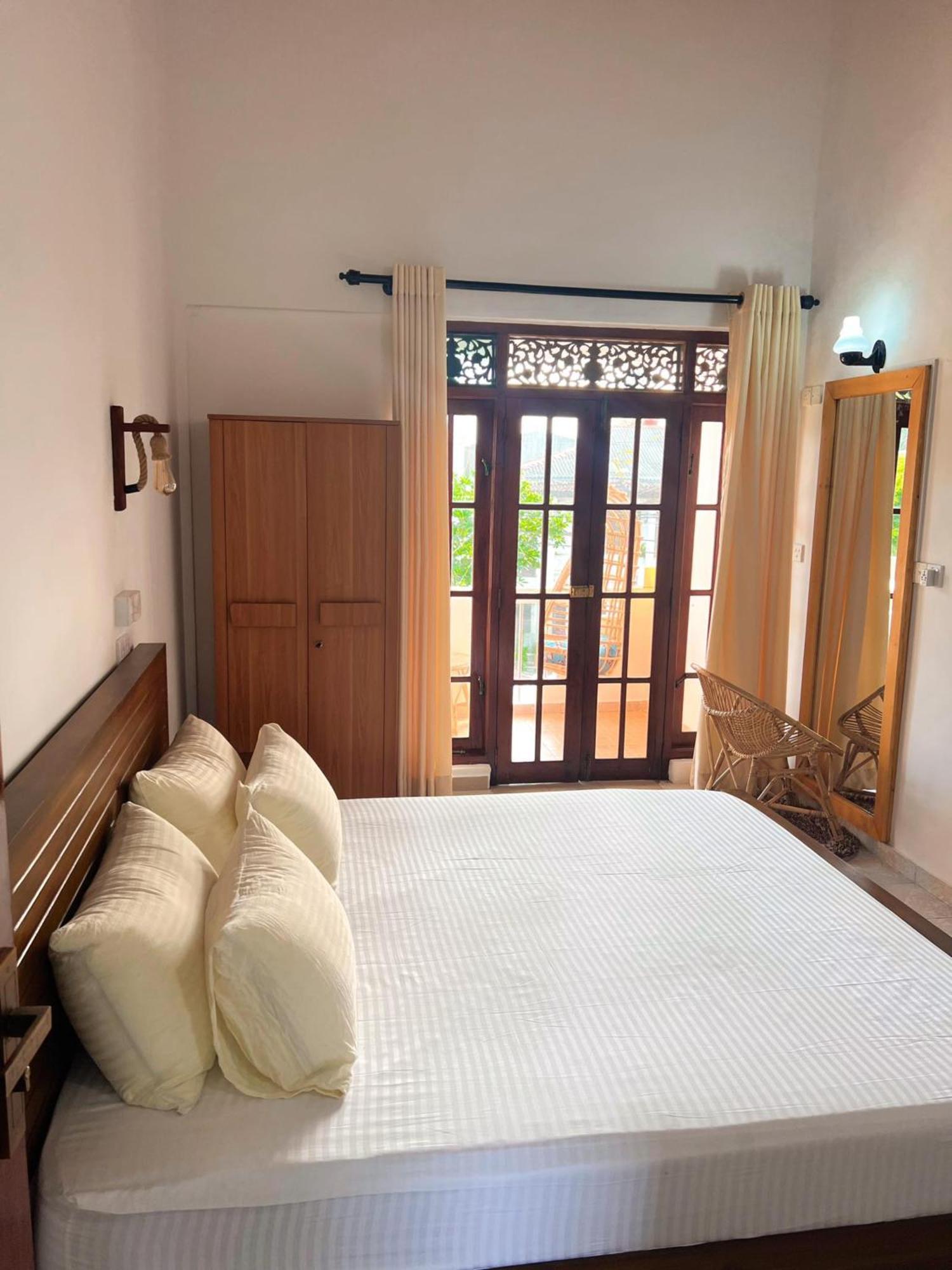 Hummus Hostel ฮิกคาดูวา ภายนอก รูปภาพ